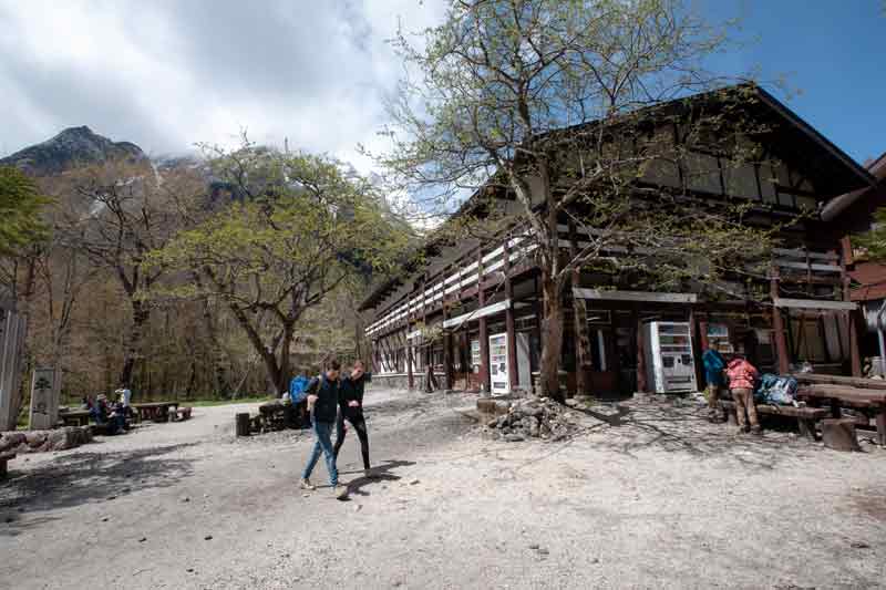 上高地に泊まる - 朝焼けの宿 明神館のイメージ