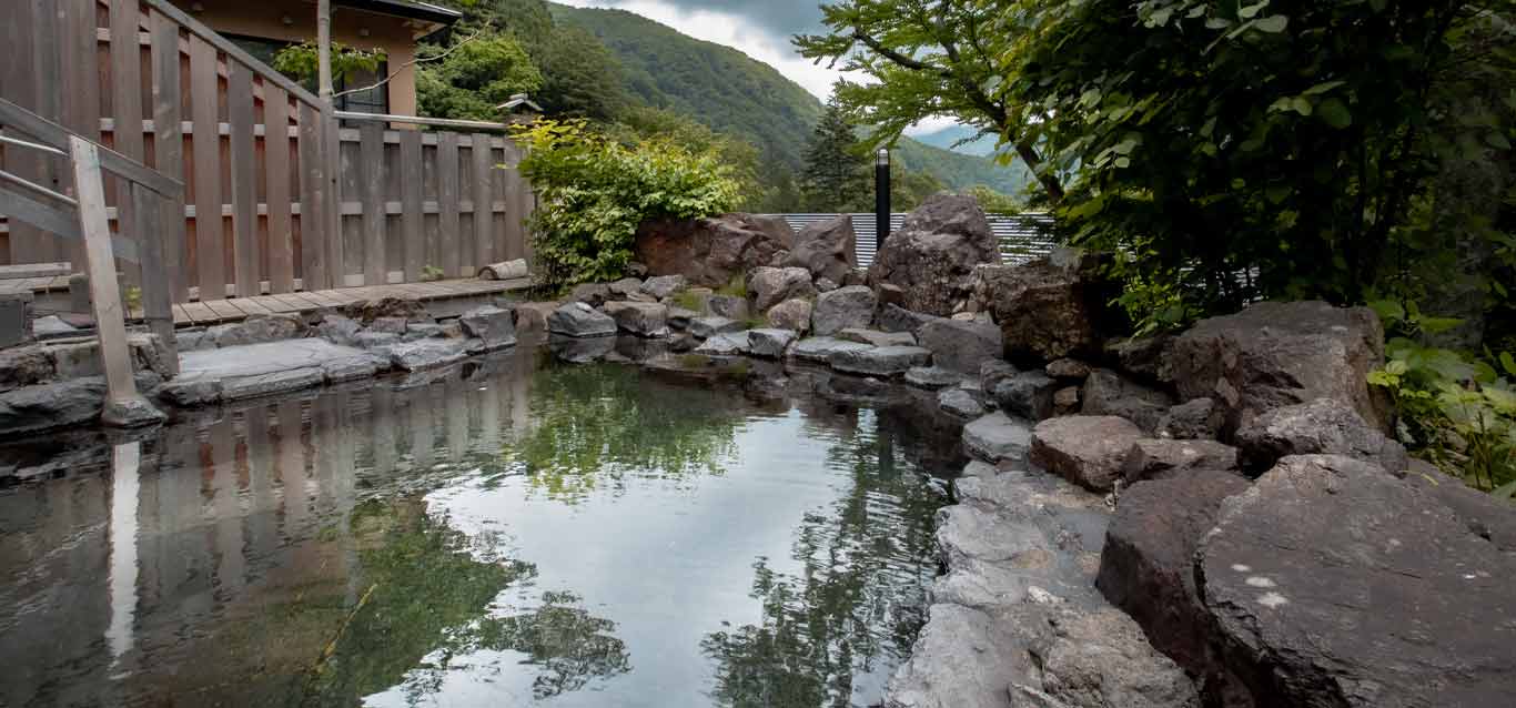 身も心も大自然に溶け込む山あいの湯のイメージ