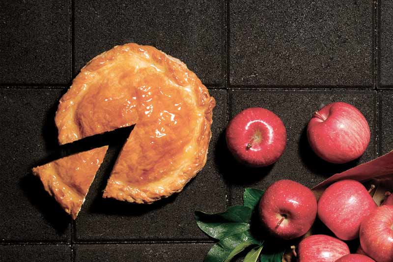 売店・お土産 - イチオシは、信州完熟りんごのパイのイメージ